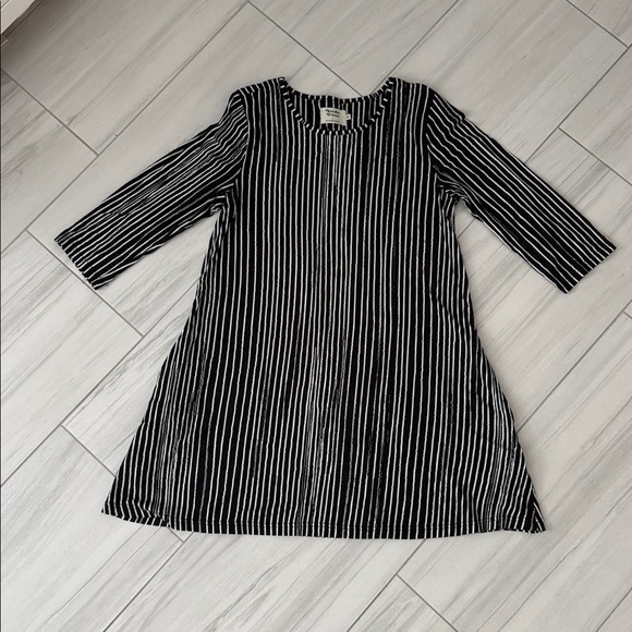 Ivana Helsinki Dresses & Skirts - Nordic Tricot by Ivana Helsinki Mini Black White Striped Dress with 3/4 Sleeves
